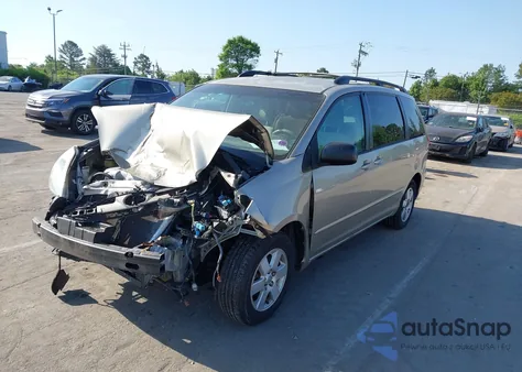 2008 Toyota Sienna Le z USA, uszkodzony, nr VIN 5TDZK23C88S138560